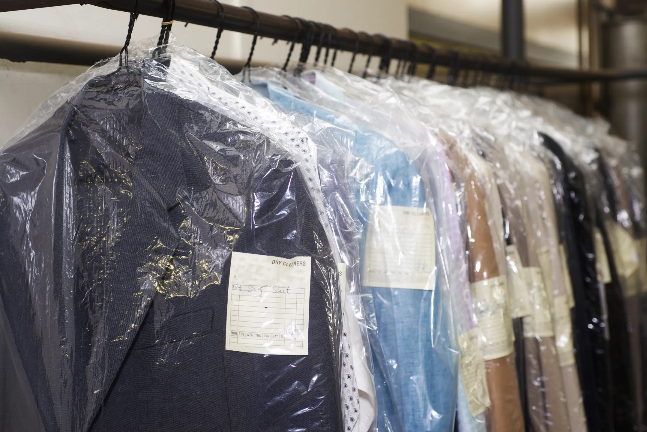 DRY CLEANERS Ealing Common