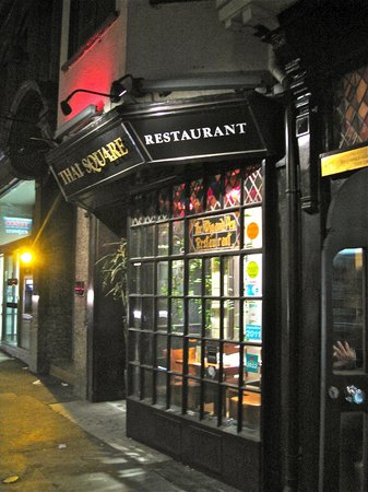 THAI RESTAURANTS Wig & Pen THAI RESTAURANTS Wig & Pen